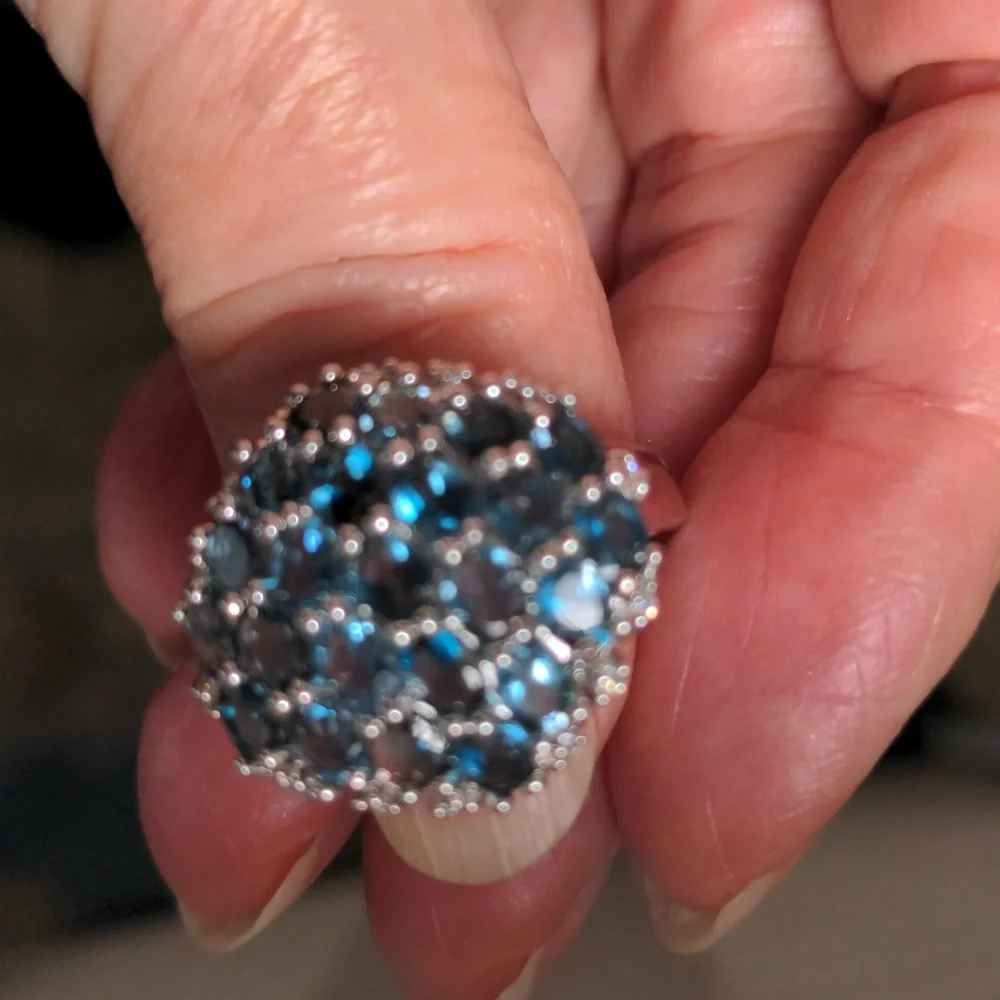 New London Blue Topaz  Silver Plated  Ring.  Size 9 1/2., Genuine, Deep Blue - Picture 2 of 9